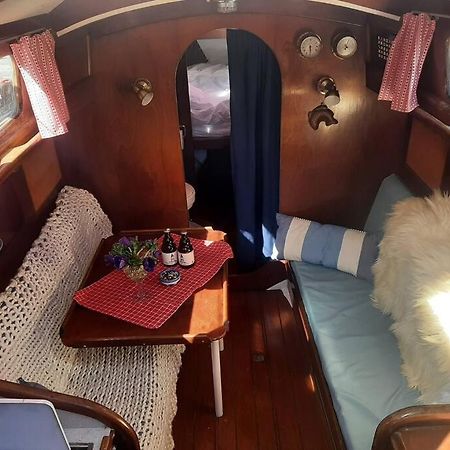 Cosy Sailingboat In Vlissingen Exterior foto